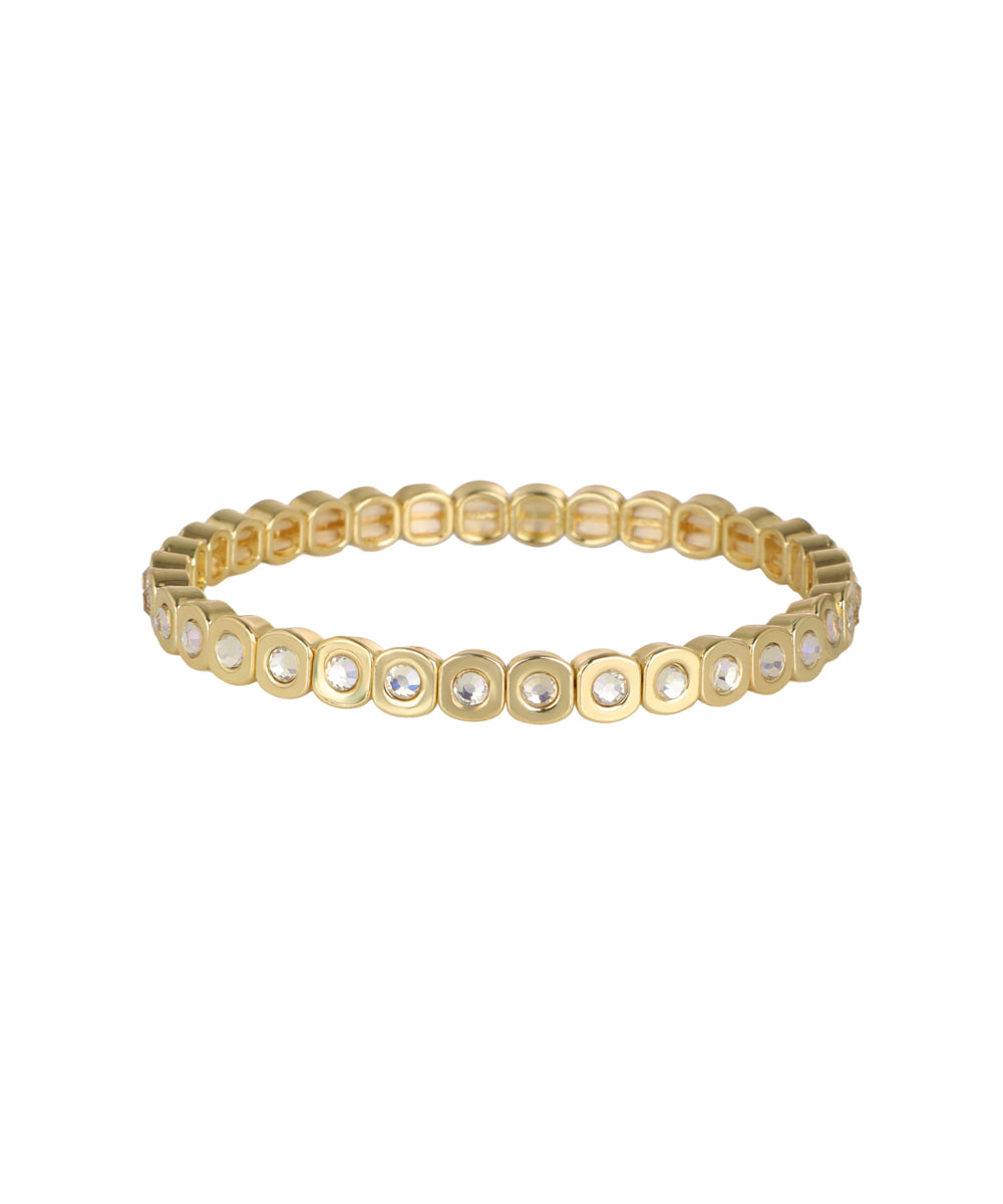 Bracelet with a continuous square link silhouette