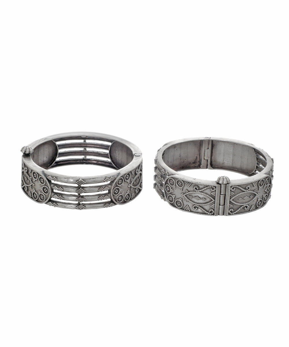 Intricately Carved Multi-Band Oxidised Bangles | Stylika