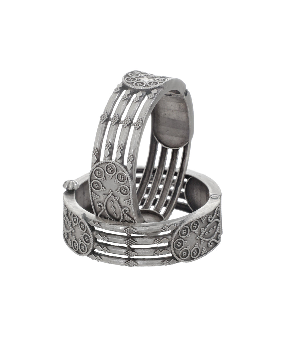 Intricately Carved Multi-Band Oxidised Bangles | Stylika