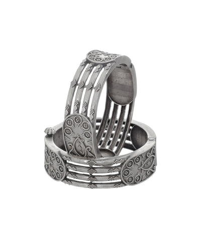 Intricately Carved Multi-Band Oxidised Bangles | Stylika