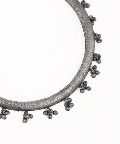 Textured Oxidised Hasli Necklace with Drops | Stylika