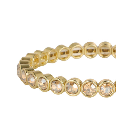 Bangle with a sleek circular silhouette
