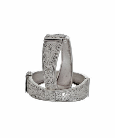 Textured Intricate Pattern Oxidised Bangles | Stylika