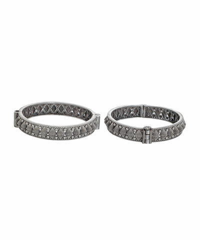 Traditional Carved Oxidised Bangles | Stylika