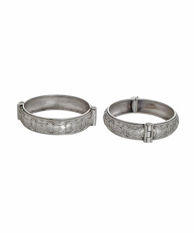 Ornate Oxidised Bangles | Stylika