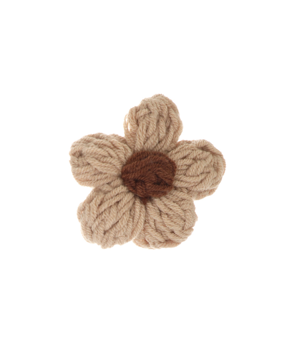 Five-Petal Knitted Floral Hair Clip Accessory | Stylika