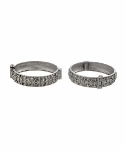 Vintage-Inspired Floral Engraved Oxidised Bangles | Stylika