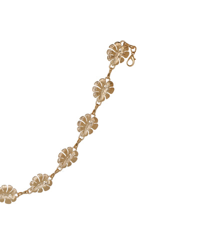Waist chain with floral charm link arrangement