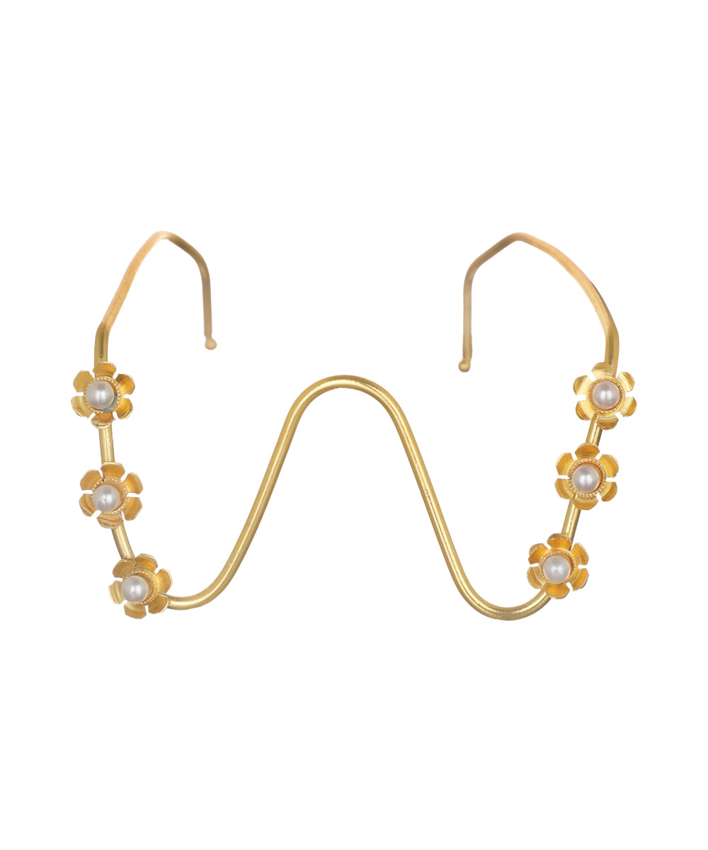 Wavy Floral Detail Facelet | Stylika