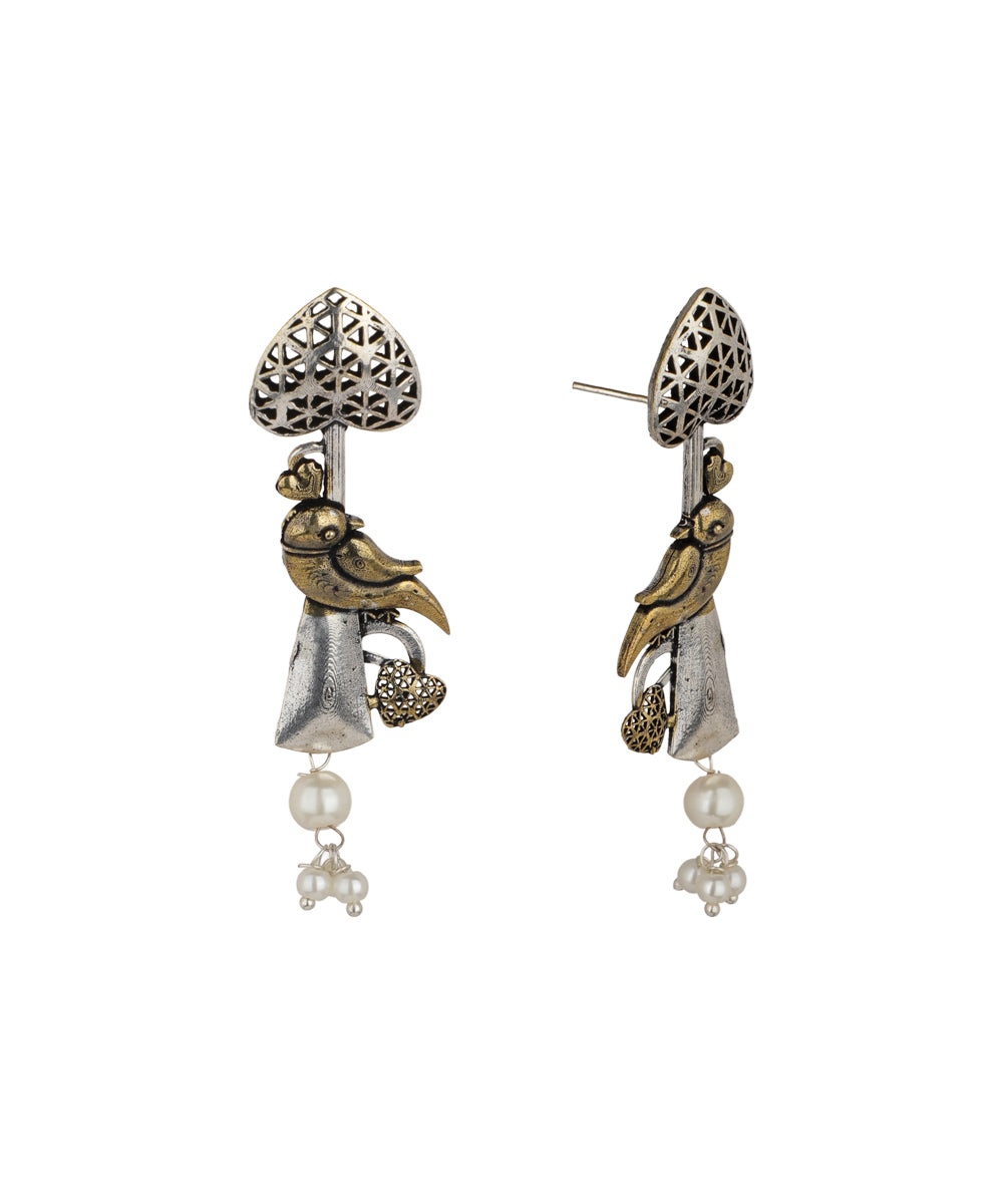 Bird under Spade Drop Earrings with Pearl | Stylika