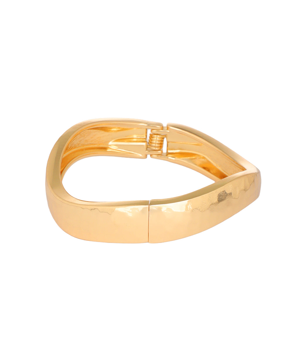 Twisted Wave Bangle Bracelet | Stylika