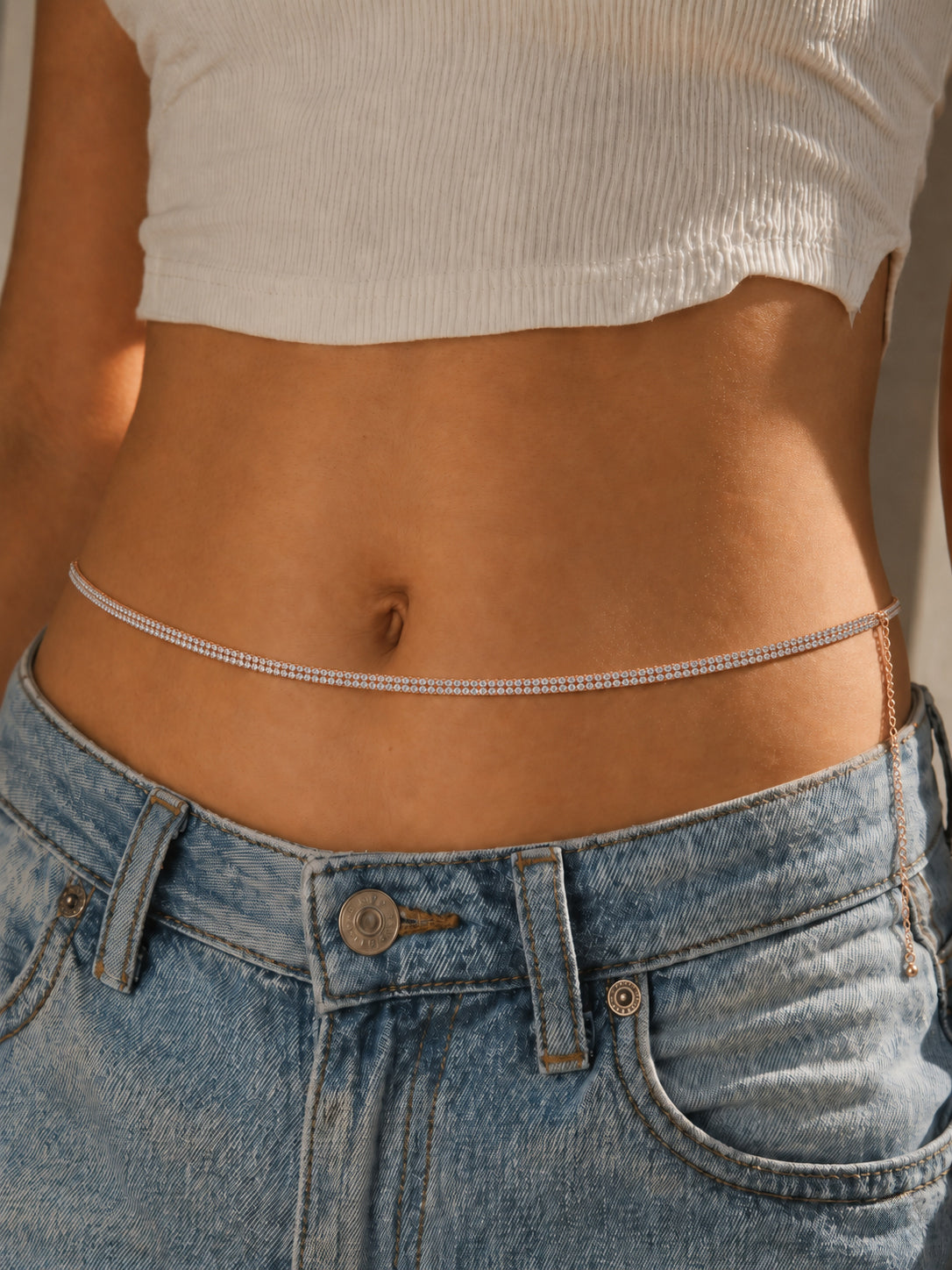 Effortless Minimalist Continuous Sparkle Slim Waist Chain | Stylika
