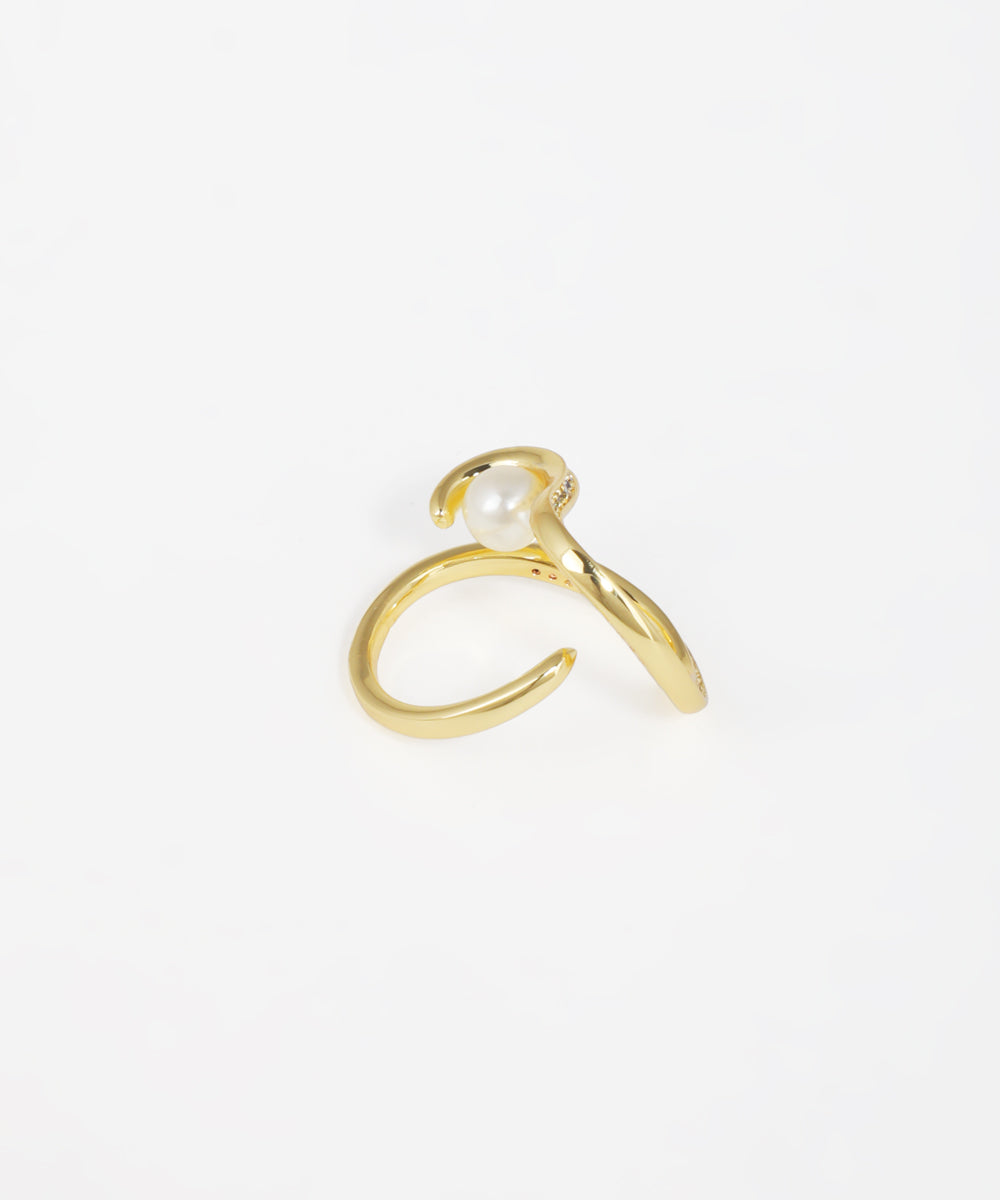 Pearl Loop Statement Ring | Stylika