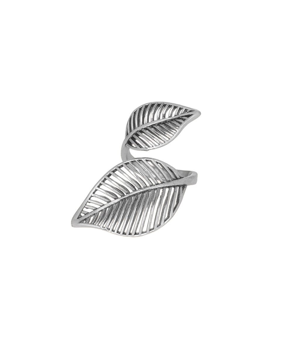 Leaf Me Alone Ring | Stylika