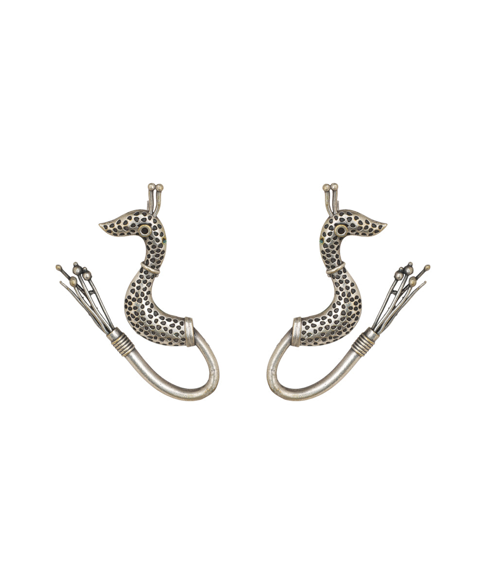 Seahorse Motif Textured Drop Earrings | Stylika
