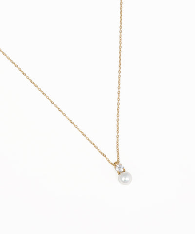 Minimal pearl and crystal pendant necklace with delicate gold-tone chain