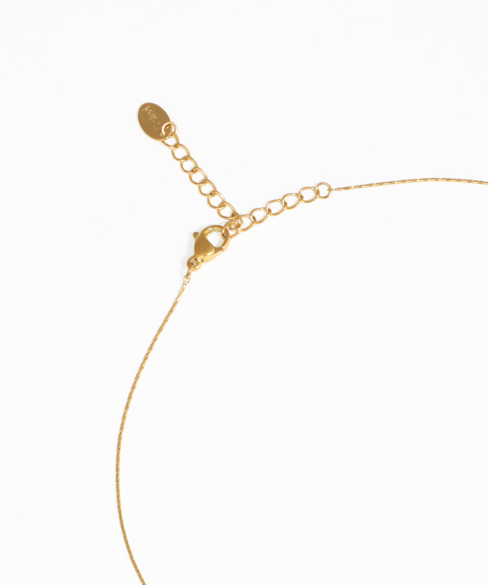 Gold heart pendant necklace with dainty minimalist chain