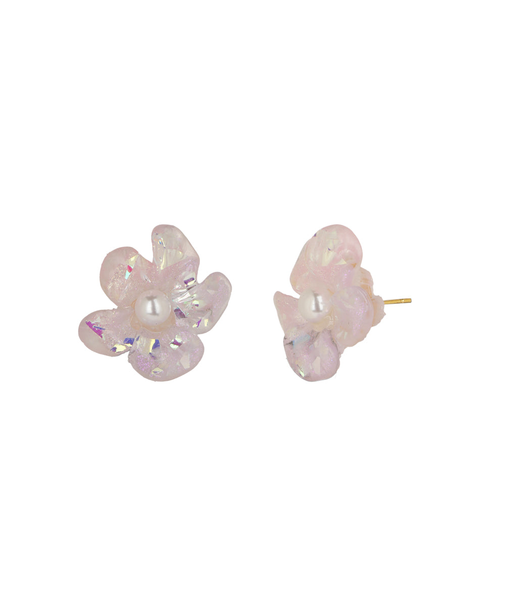Iridescent Blush Pearl Flower Stud Earrings | Stylika