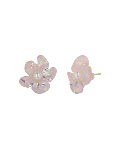 Iridescent Blush Pearl Flower Stud Earrings | Stylika