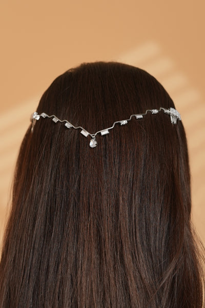 Geometric Wavy Tiara with Sparkling Elements | Stylika