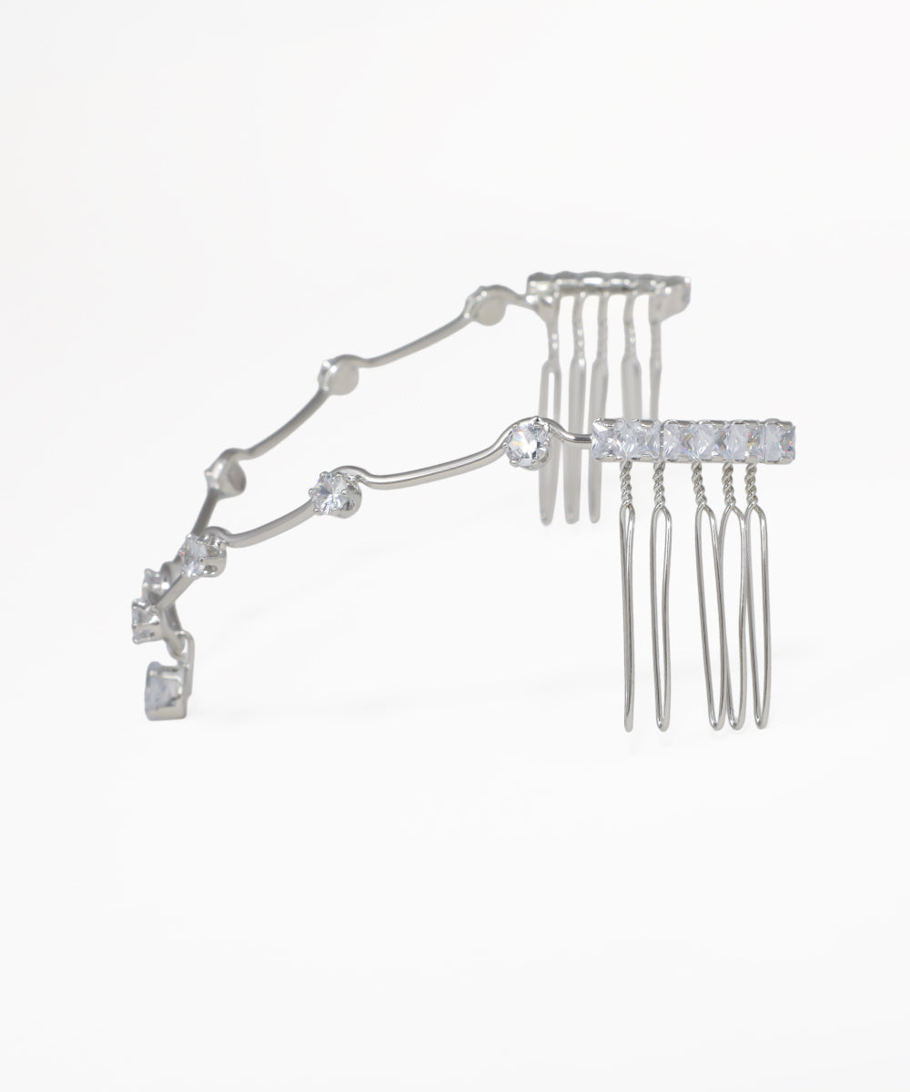Silver-tone wedding headpiece with shimmering crystal embellishments