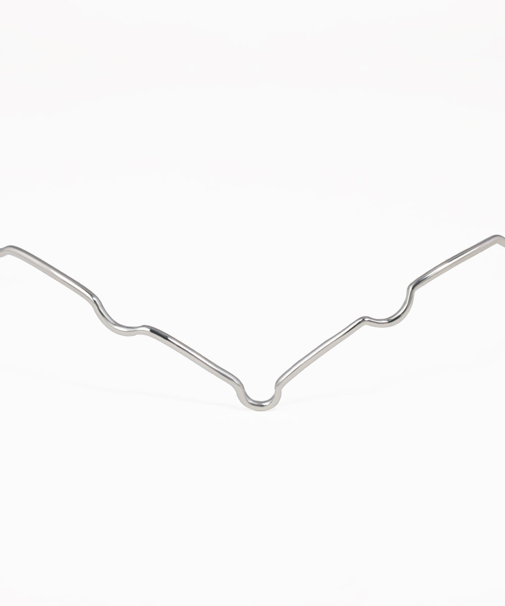Minimal wavy wire tiara headpiece with elegant silver-tone finish