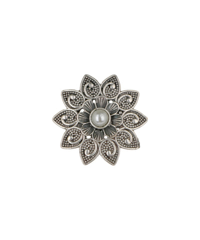 Paisley Petal Pearl Ring | Stylika