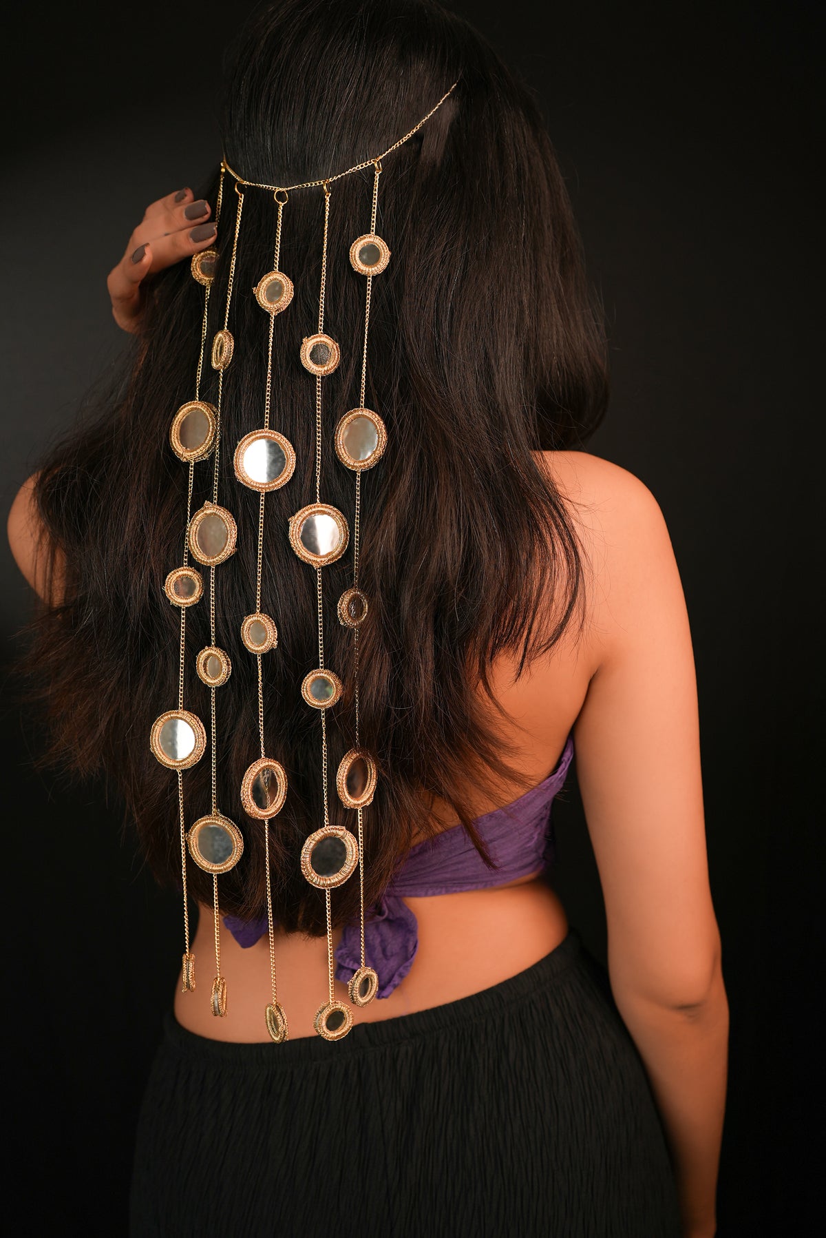 Monotone Mirror Hair Braids Navratri | Stylika