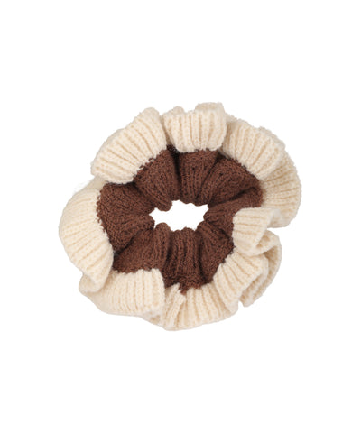 Cream and brown knitted scrunchie with ruffled texture