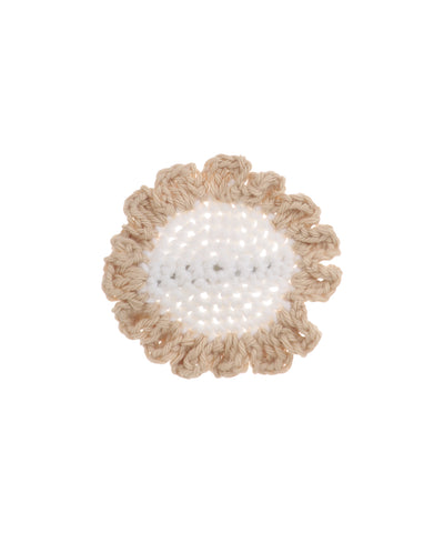 Two-tone crochet hair clip with white center and scalloped beige edge