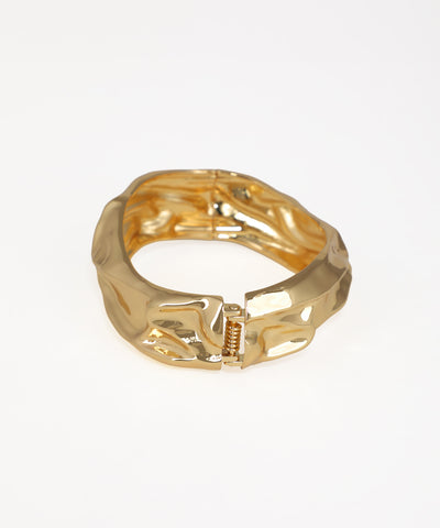 Bold Sculptural Wave Bangle Kada for Women | Stylika