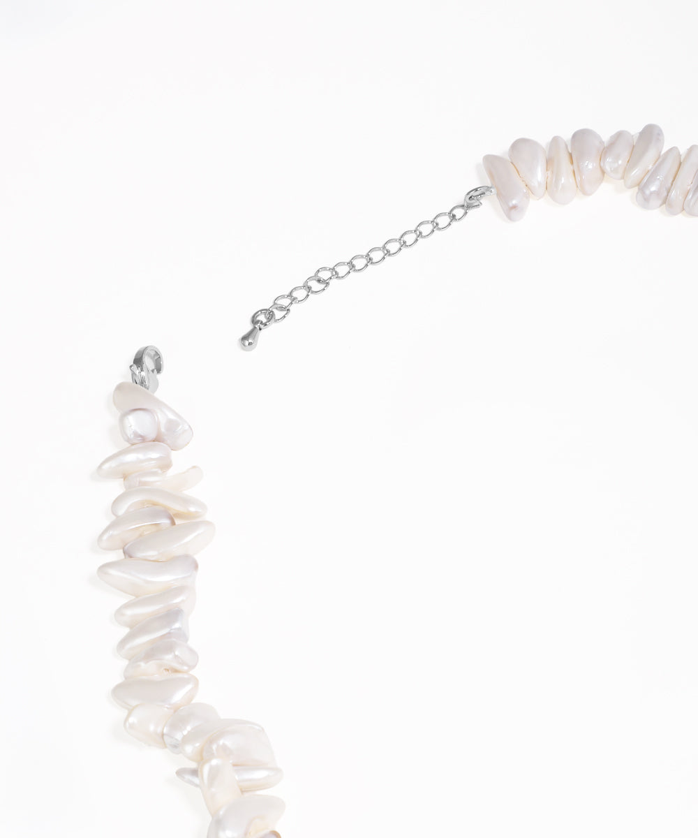Distinctive Stone Bead Statement Necklace | Stylika