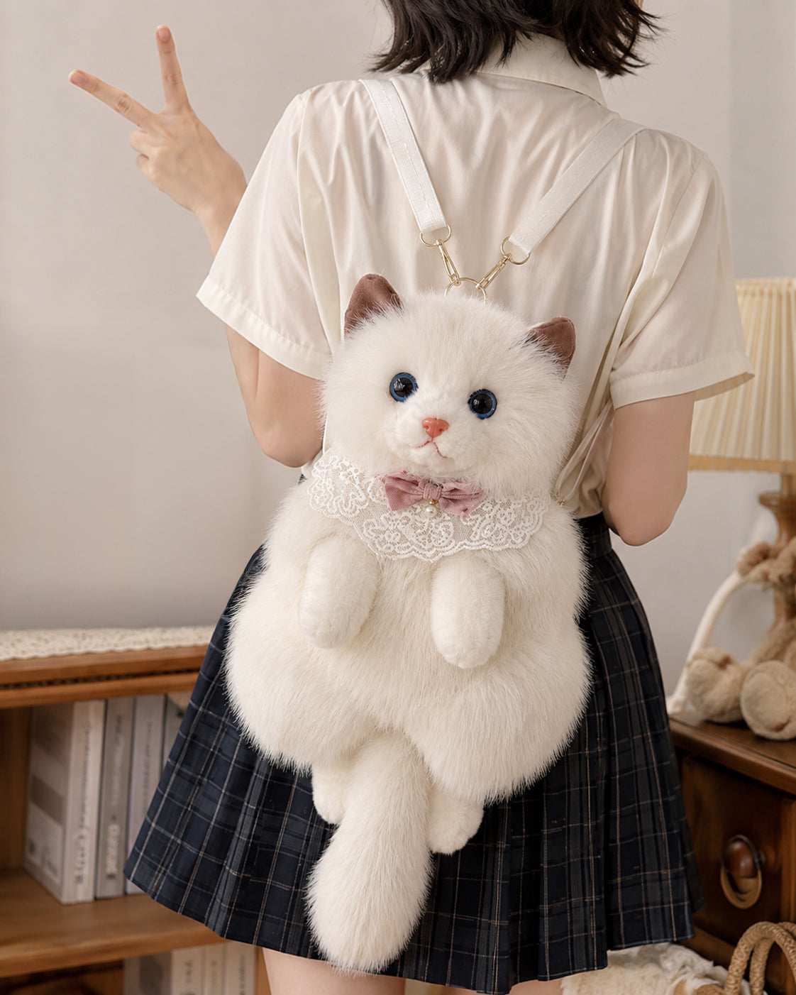 MILO Plush Cat Backpack (White) | STYLIKA – Stylika