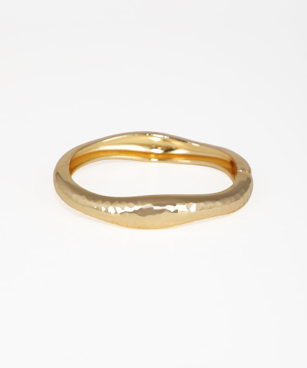 Unique Wavy Hammered Contour Bangle Kada for Women | Stylika