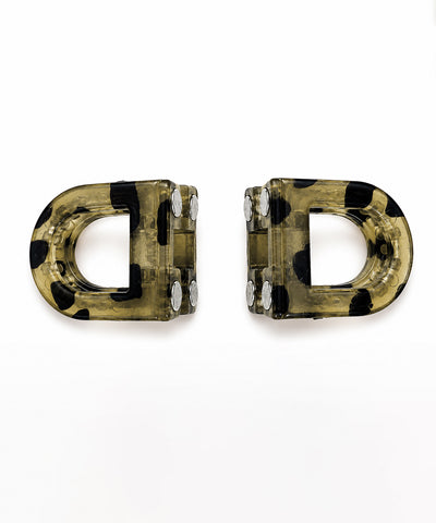 Translucent resin magnetic hair clip with black leopard print design