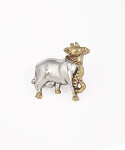 Silver-tone and gold-tone Oxidise Ring with detailed Nandi figure design